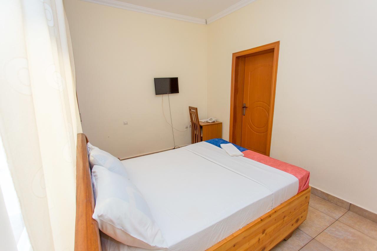 Auberge Saint Jean Leopold Kigali Exterior photo